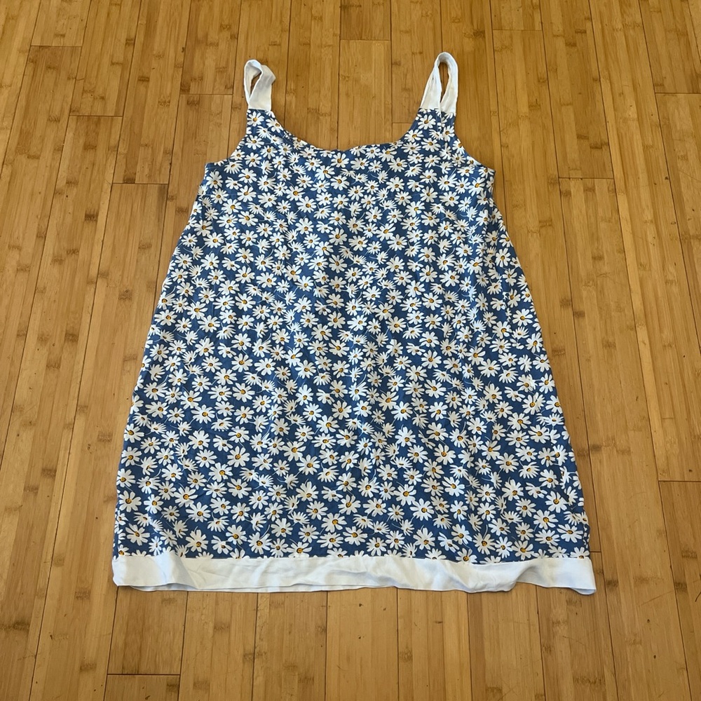 Floral Blue and White Sleeveless Dress